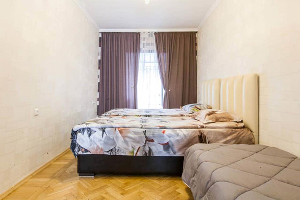 Garry Apartment Тбілісі Екстер'єр фото
